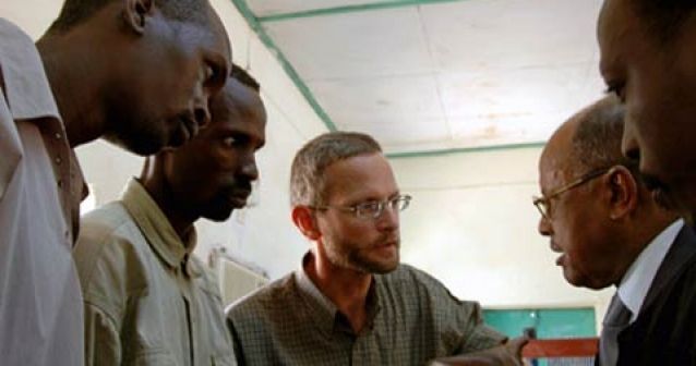 Detienen a corresponsal en Sudán