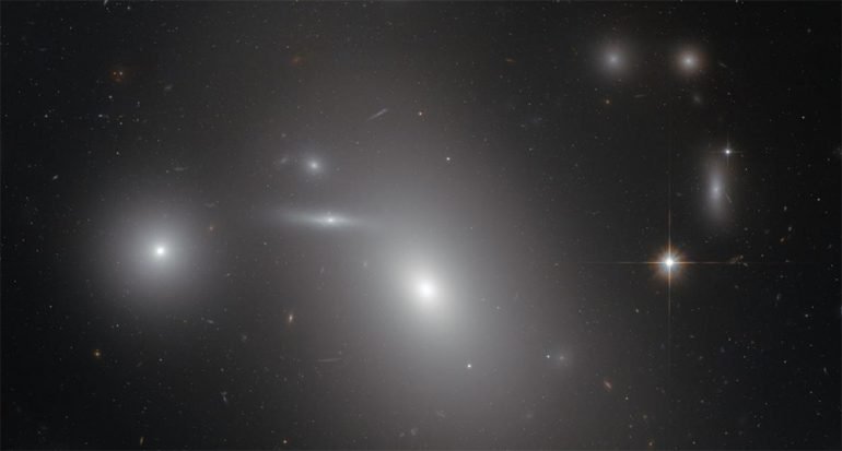 Foto revela una galaxia con un agujero negro supermasivo