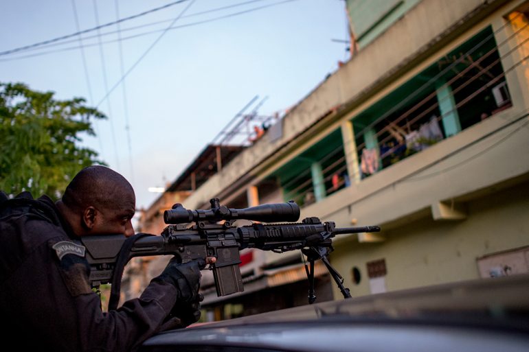 Galería | El control en una favela