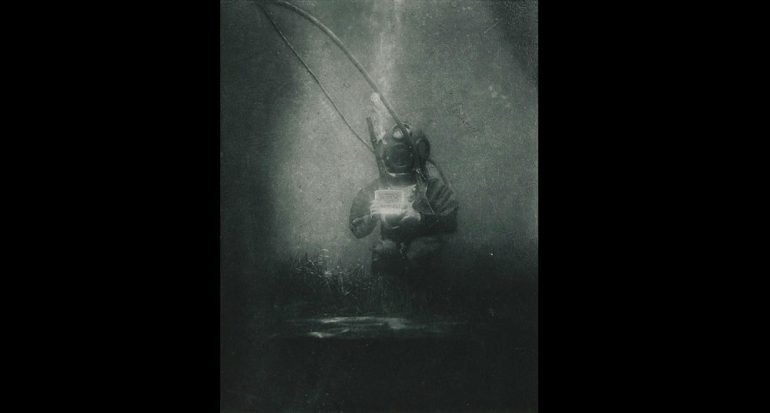 La primera fotografía submarina