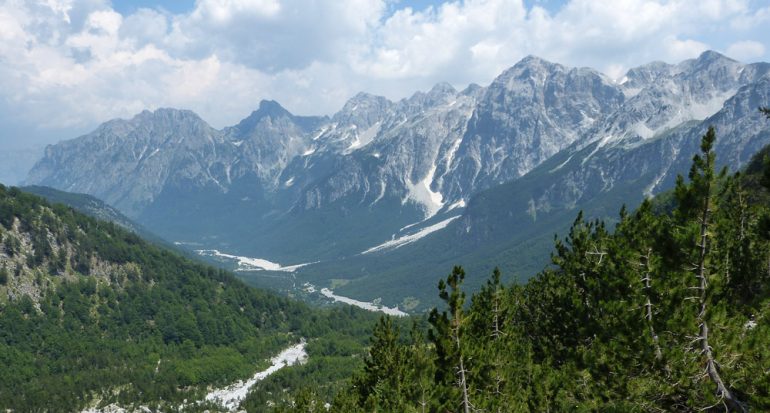 Las montañas encantadas del norte de Albania