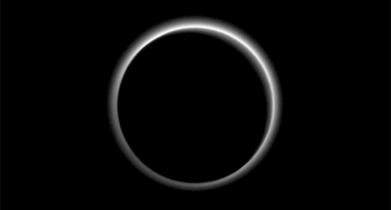 Lo nuevo: Es Plutón un mundo helado