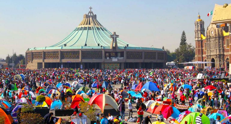 Rompen récord de peregrinos a la Basílica de Guadalupe