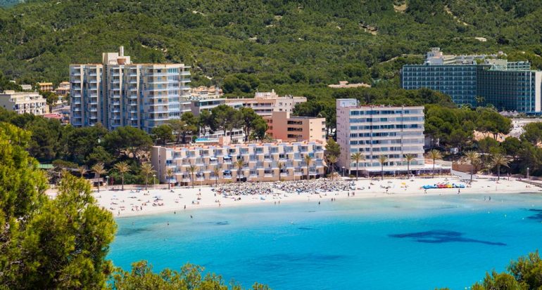 Turistas en Mallorca aportarán para el medioambiente