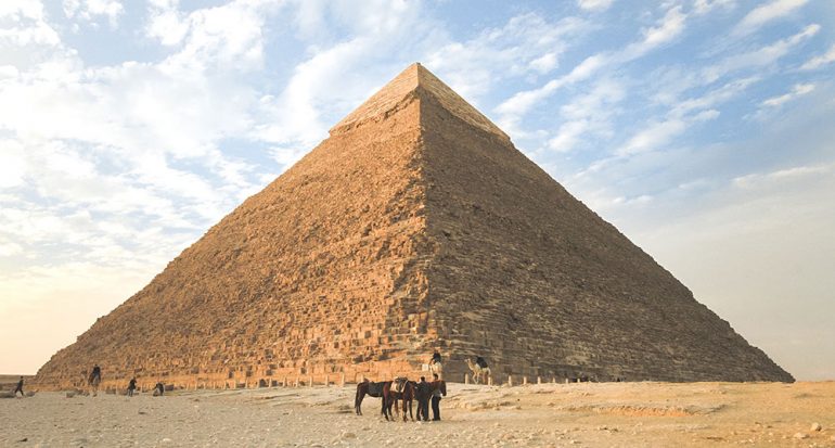 ¿Cuántas pirámides han sido descubiertas en Egipto?