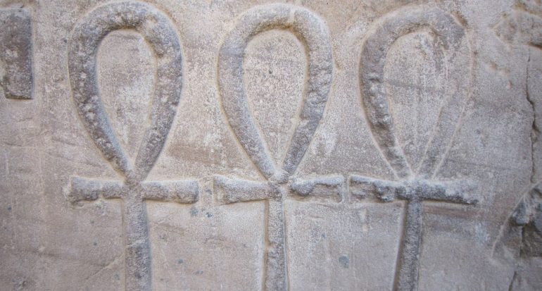 ¿Sabes qué significaba la cruz en el antiguo Egipto?