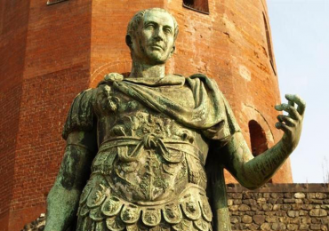 ¿Sabías que a Julio César lo llamaban ?la Reina de Bitinia??
