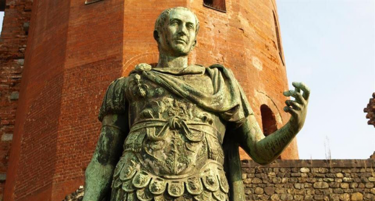 ¿Sabías que a Julio César lo llamaban ?la Reina de Bitinia??