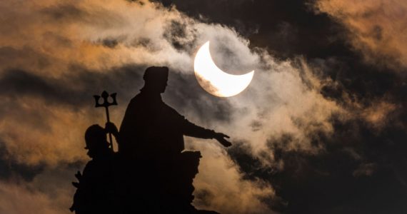 eclipse solar octubre 2022
