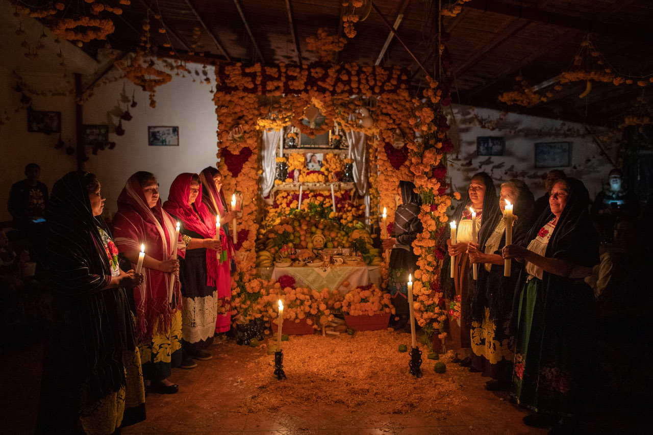 Así se vive la Fiesta de las Ánimas, la festividad de muertos de los  purépechas en Michoacán | National Geographic en Español