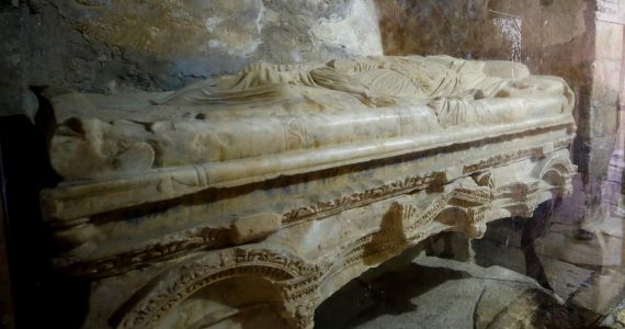 tumba de San Nicolás
