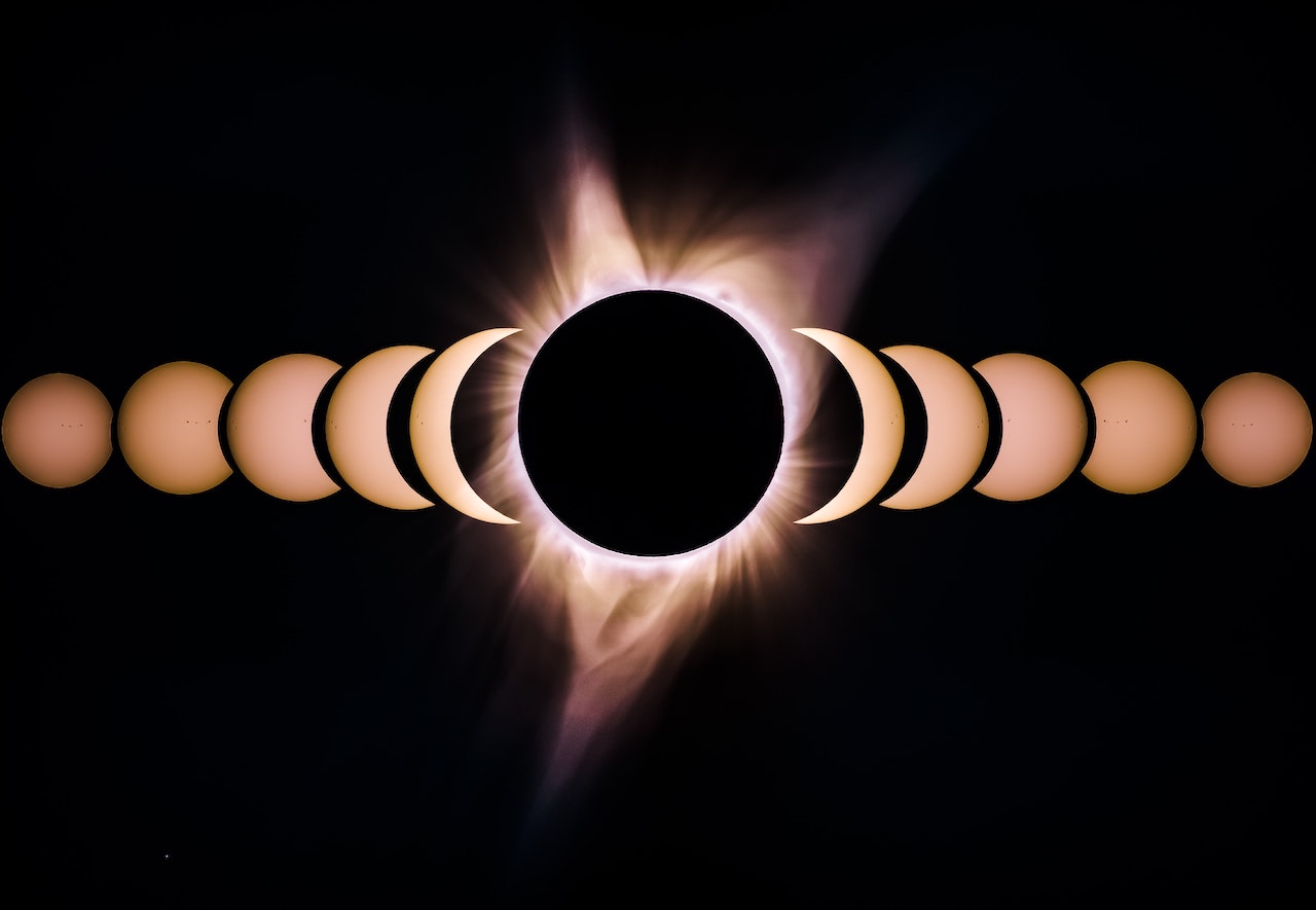 Eclipse híbrido de Sol: el misterioso fenómeno astronómico que oscurecerá  el cielo en 2023 | National Geographic en Español