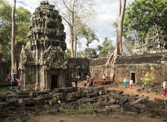 Angkor Wat / Mario Cherrutti