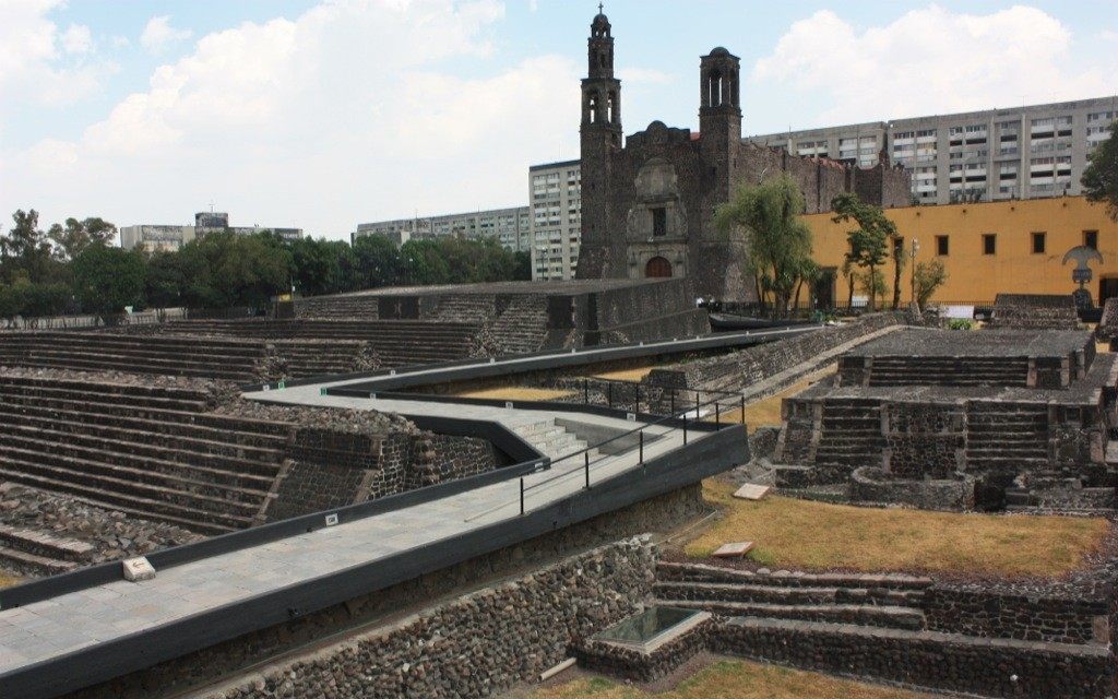Aldea teotihuacana en Tlatelolco