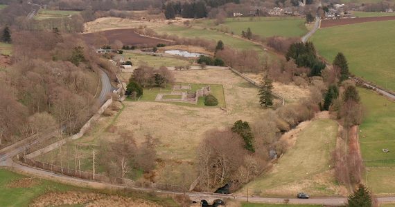 arqueologos-descubren-un-monasterio-escoces-perdido-asociado-al-libro-del-ciervo