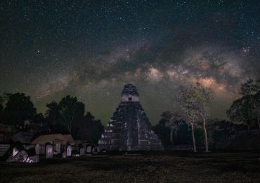 las-estrellas-de-los-mayas-como-vivir-una-experiencia-de-arqueologia-astronomica-en-guatemala