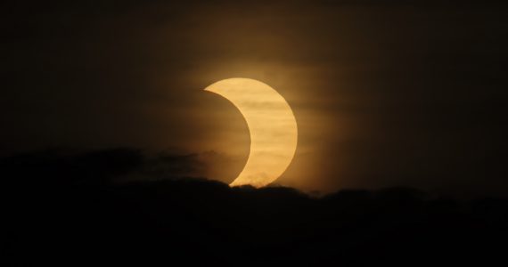 mitos-y-realidades-alrededor-de-los-eclipses-en-nuestra-salud